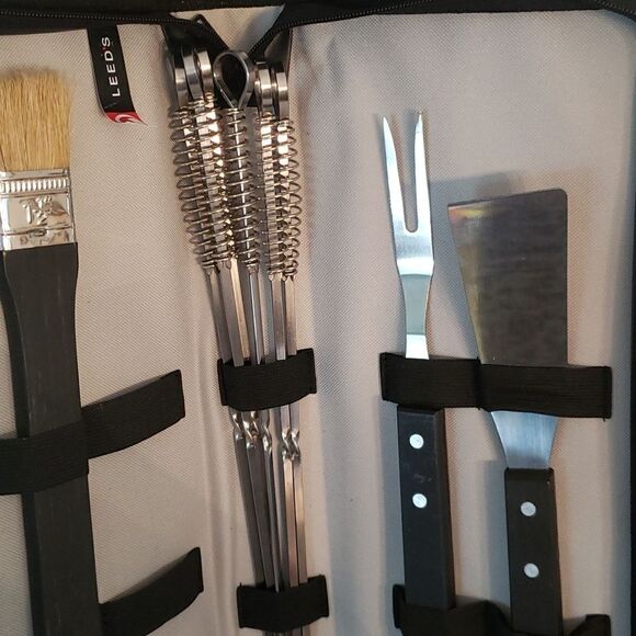 NWOT 9 Pc Stainless Steel Grilling Utensil Set in Zippered Canvas Case - Picture 3 of 5